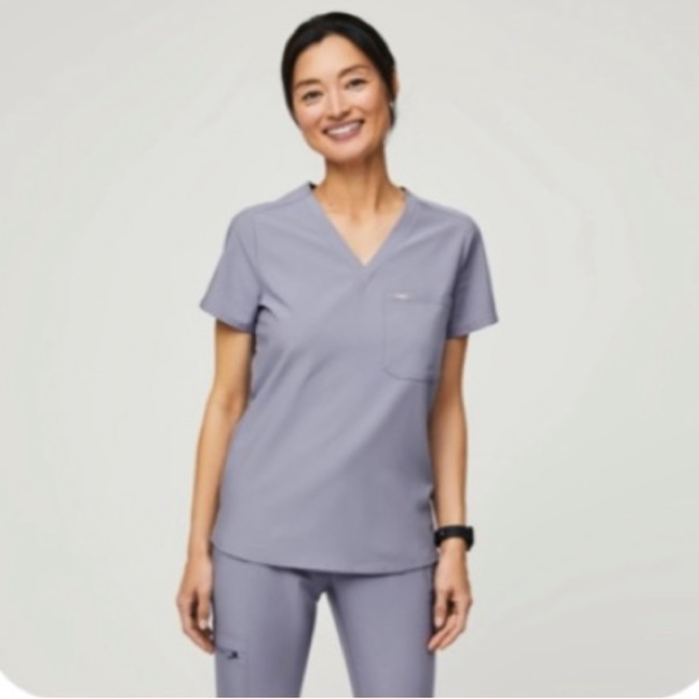 FIGS Vapor Blue Catarina Top and Kade Bottoms